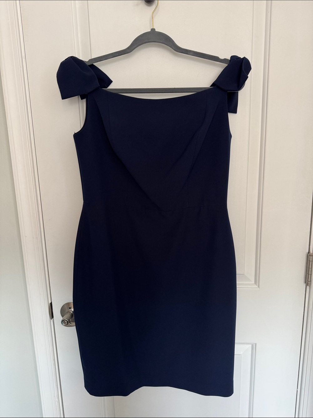 Gal Meets Glam Navy Bow-Shoulder Sheath Dress